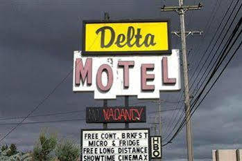 Delta Motel Bay City Esterno foto